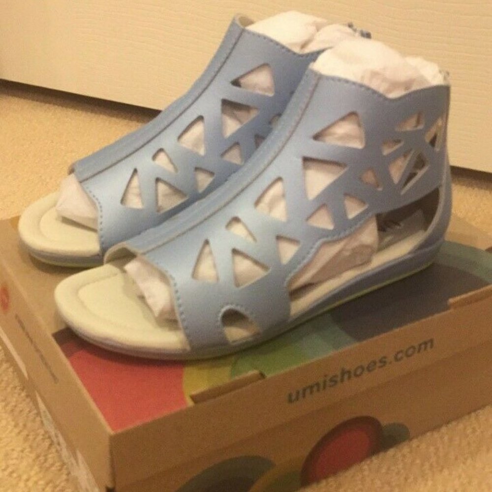 NIB-Umi Rena Blue Gladiator Sandals, Size 13 Girls